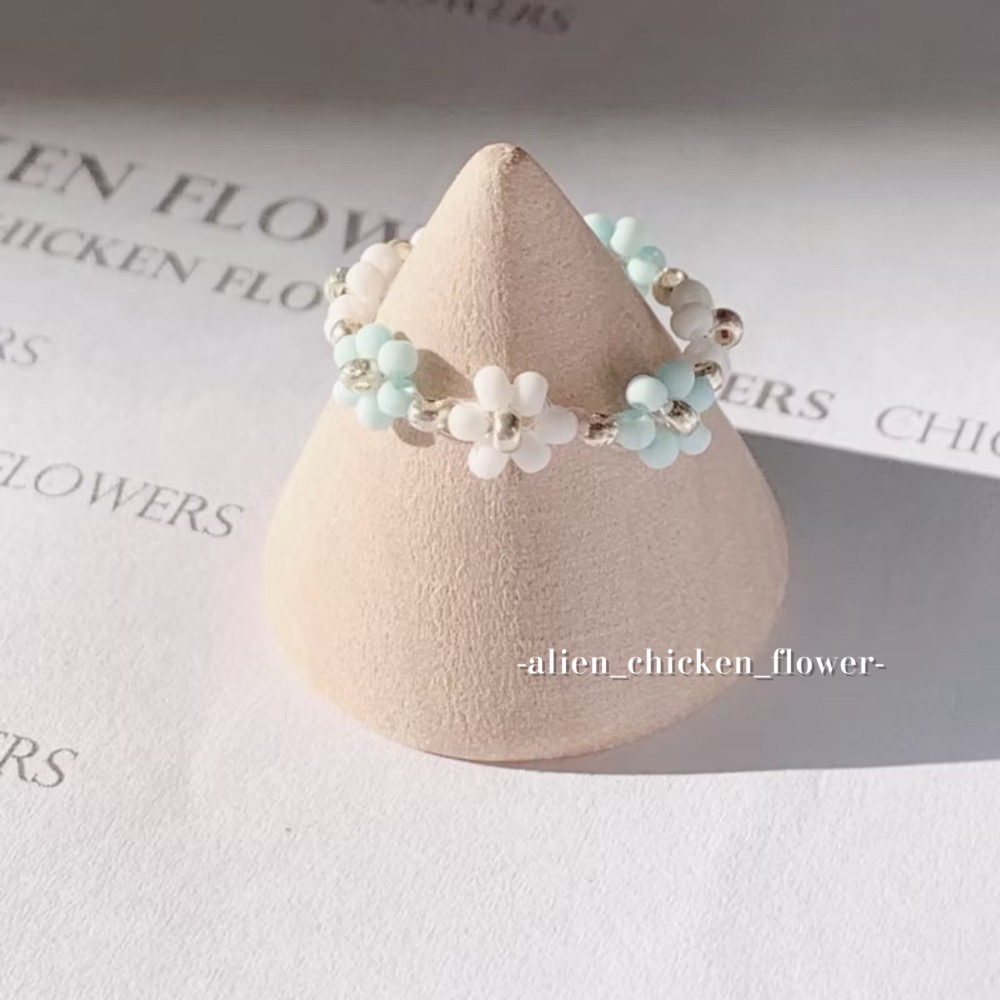 𝓐𝓬𝓯🍿外星家ㄟ串珠戒指·͜· 清涼藍色小花花系列串珠戒指·͜· 手工串珠·͜· 串珠戒指·͜· 戒指·͜·-細節圖3