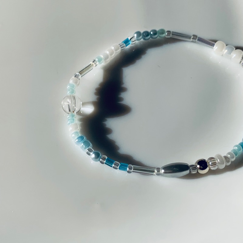 𝓐𝓬𝓯🍿外星家ㄟ串珠手鍊·͜· 淺藍漂漂銀雲白☁️·͜· 手工串珠·͜· 串珠手鍊·͜· 手鍊·͜· 手環-細節圖4