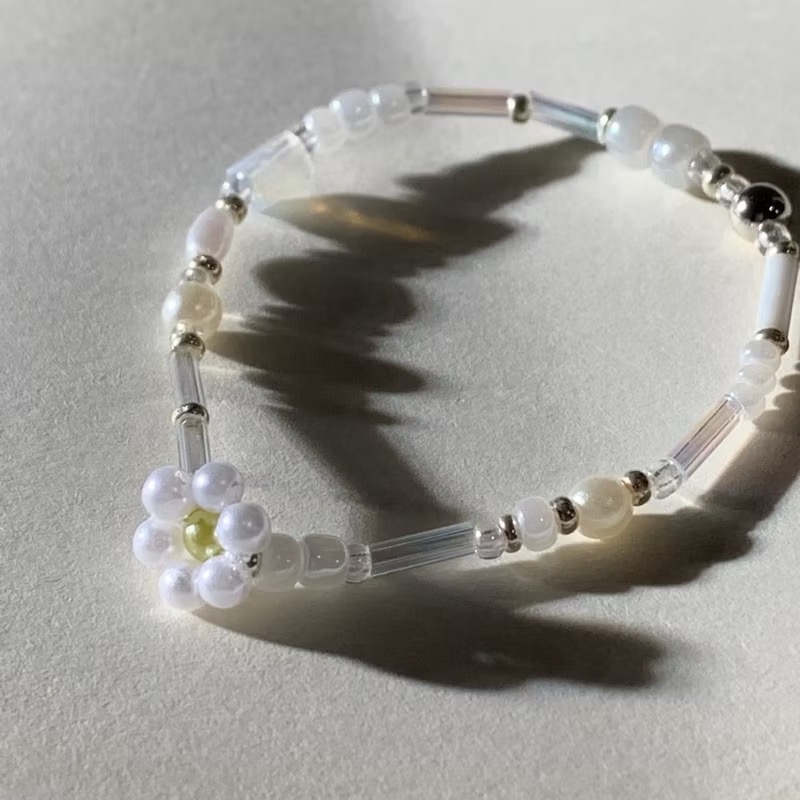 𝓐𝓬𝓯🍿外星家ㄟ串珠手鍊·͜·梨花色白氣質串珠手鍊✨🫧 ·͜· 手工串珠·͜· 串珠手鍊·͜· 手鍊·͜· 手-細節圖5