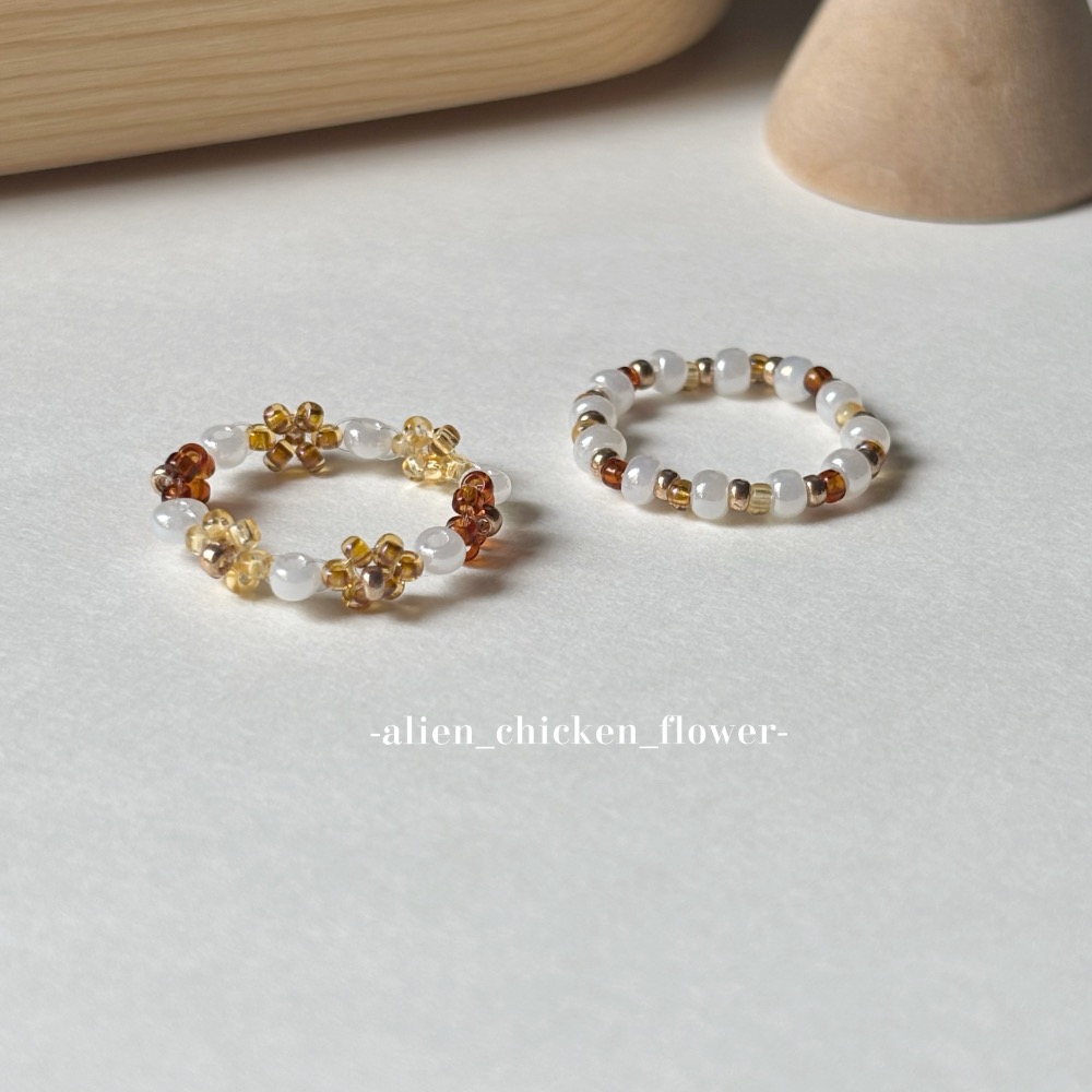 𝓐𝓬𝓯🍿外星家ㄟ串珠戒指·͜· 秋雪小花🍂☃️系列·͜· 手工串珠·͜· 串珠戒指·͜· 戒指·͜·-細節圖3