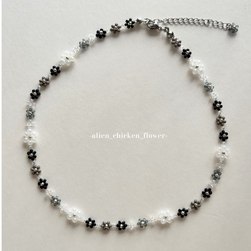𝓐𝓬𝓯🍿外星家ㄟ串珠項鍊·͜· 🩶✨萬眾期待ㄉ銀黑白花花項鍊！· 手工串珠·͜· 串珠項鍊·͜· 項鍊·͜·-細節圖2