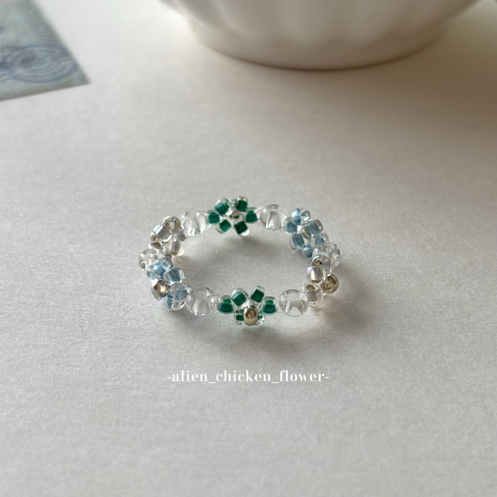 今天起床下雨了🌧️💤