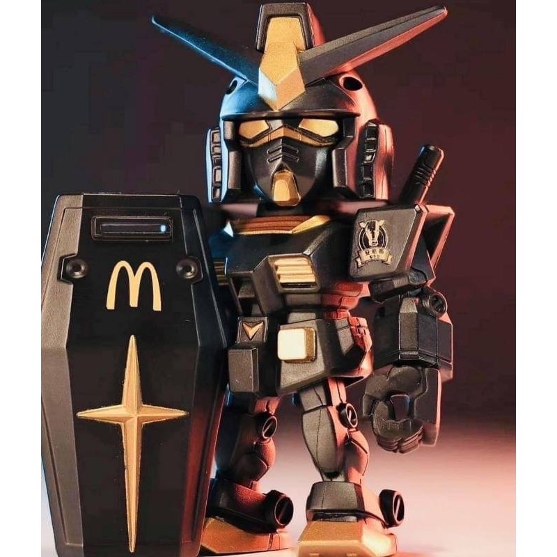 現貨 McDonald＇s x Gundam 黑金鋼彈公仔-細節圖4