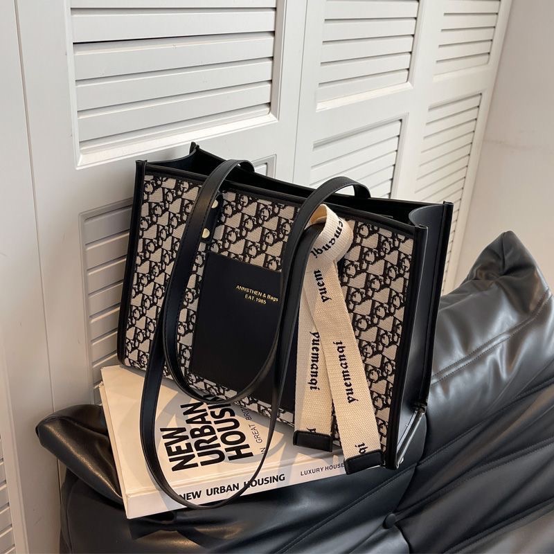 百搭質感托特包-細節圖2