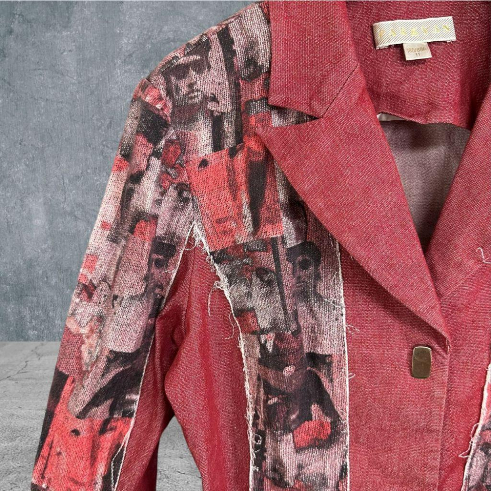 二手 PARKYAN 紅 九成三新大碼可 彈性薄棉牛津面英式搖滾印花11號 西裝 外套 VA1211﹝凡賽蘇﹞-細節圖2