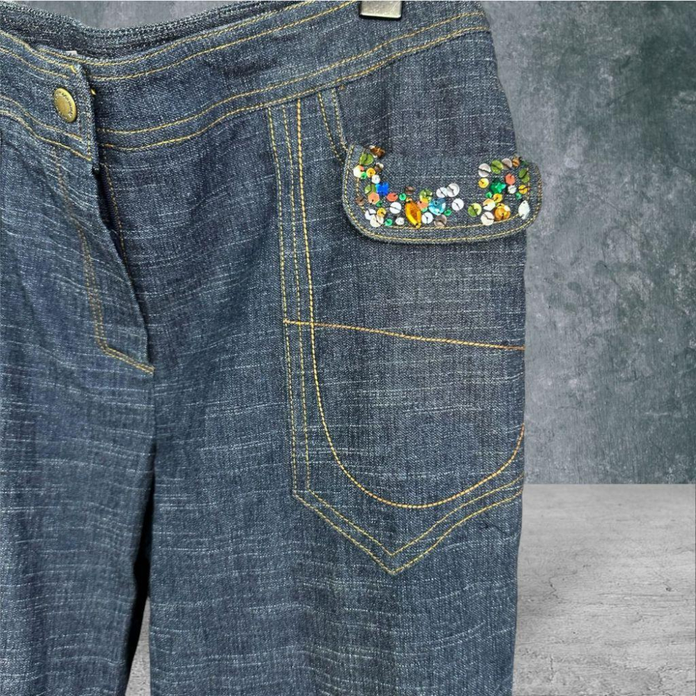 二手 MADAMMAY徐明美設計師 藍 九成三新 彈性薄版型挺亮片水鑽寬褲喇叭L號 牛仔 長褲 VA1210﹝凡賽蘇﹞-細節圖2