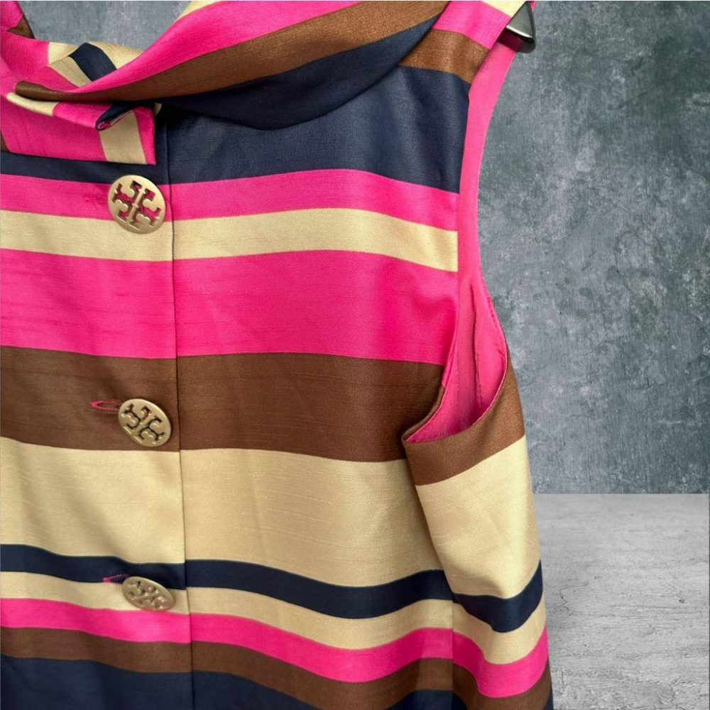 二手 TORYBURCH美國時尚大牌 桃咖藍 九成五新 真絲條紋翻領金扣長版6號 背心 VA1105﹝凡賽蘇﹞-細節圖2