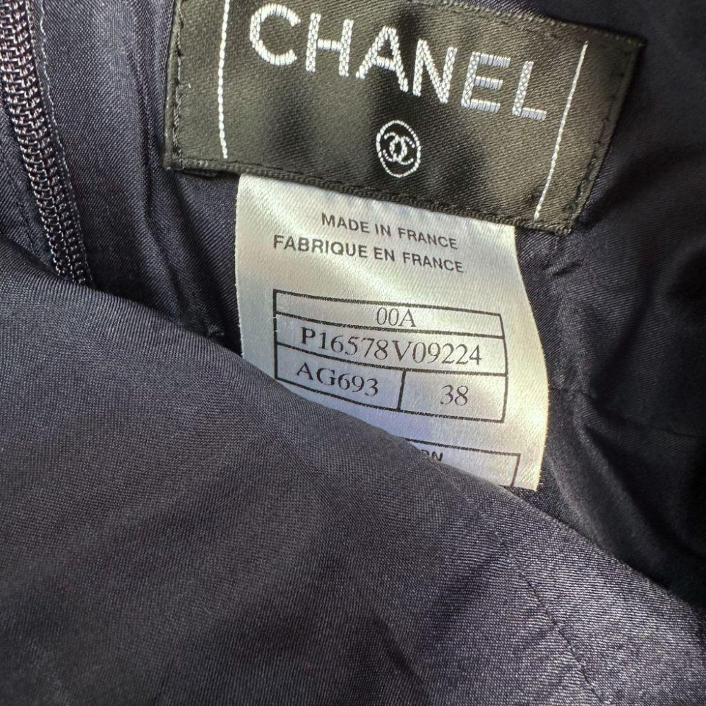 二手 CHANEL 法國製 藍黑 時裝高訂正品香奈兒 羊毛荷葉造型A字真絲內裡後開岔 短裙 VA1031﹝凡賽蘇﹞-細節圖5