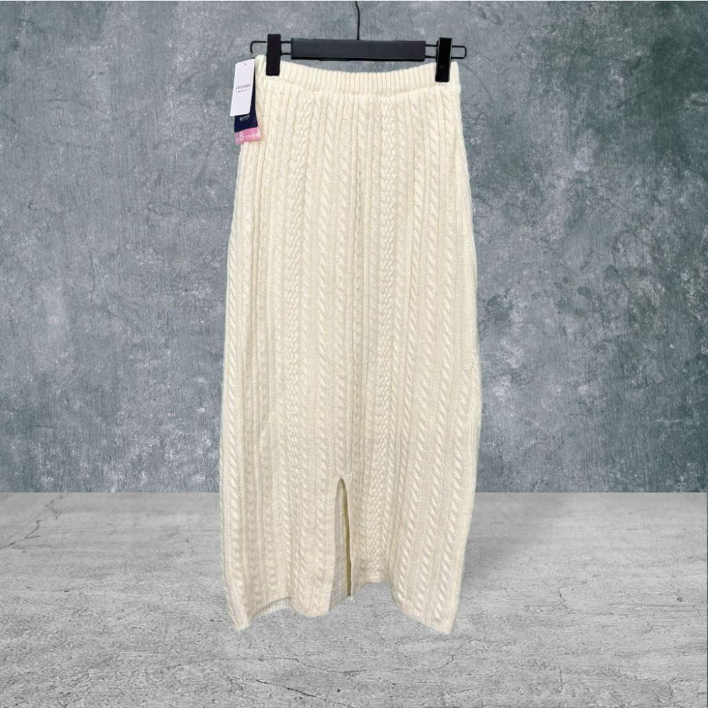 二手 SIMPLICITE日本品牌 白 全新 彈性毛線針織保暖後開衩腳踝裙 長裙 VA1028﹝凡賽蘇﹞-細節圖3