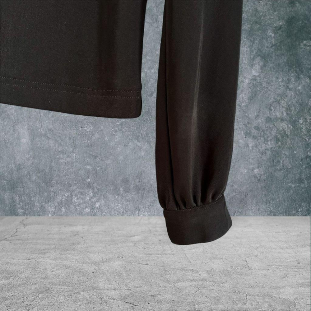 二手 JESSICA 黑 九成新性感又辣 彈性纖維微透光落肩單扣皮革V領6號 長袖 襯衫 VA1027﹝凡賽蘇﹞-細節圖3