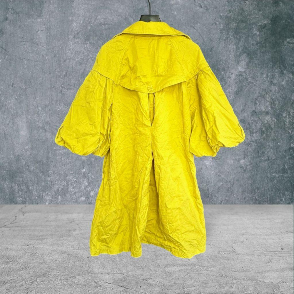 二手 IROO 芥末黃 九成新大碼可 棉麻落肩七分燈籠袖雙口袋連身裙風衣40號 大衣 外套 VA1016﹝凡賽蘇﹞-細節圖5