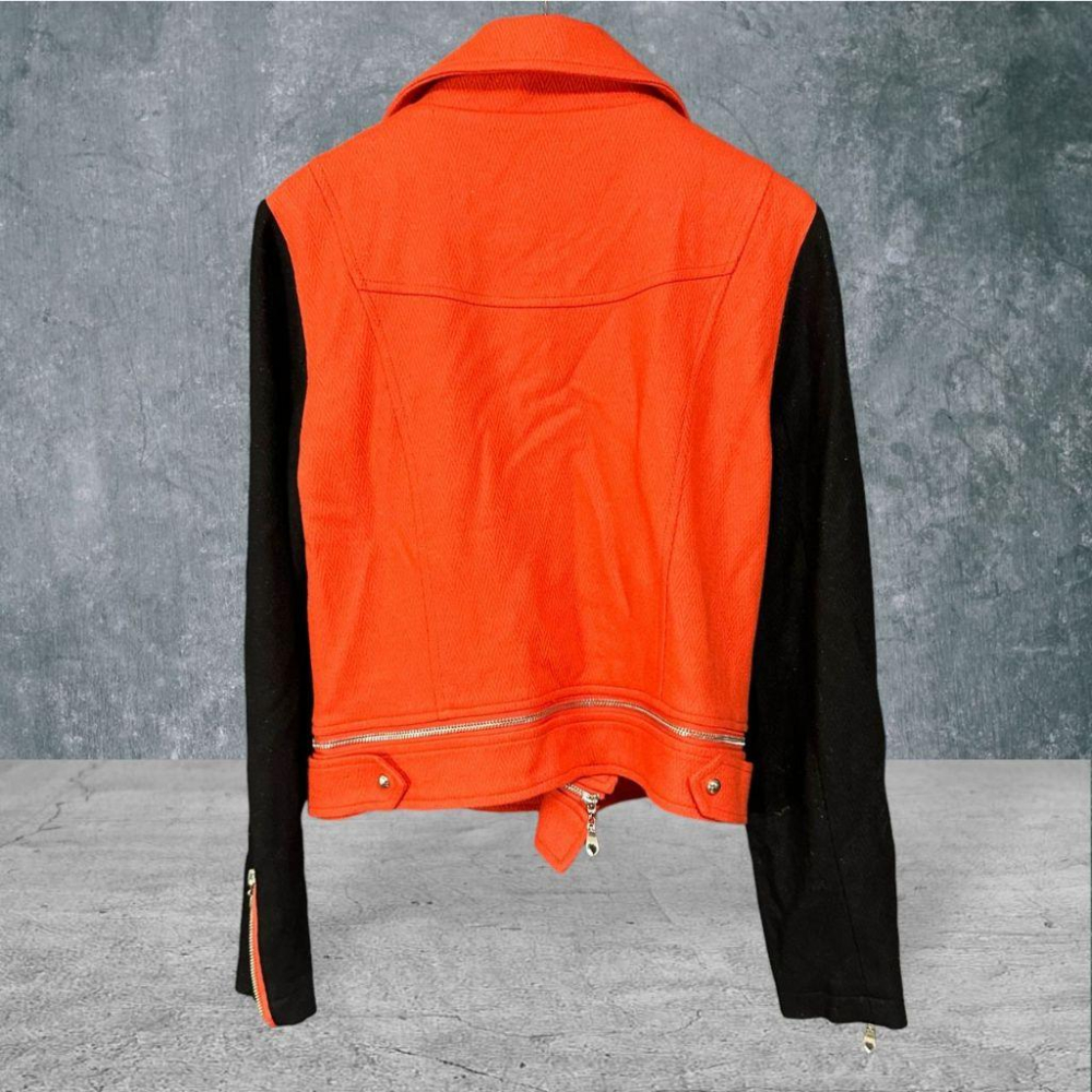 二手 MIYABE迷亞比 橘紅黑 九成八新 羊毛呢側開拉鍊騎士獵裝短版M號 外套 大衣 VA1012﹝凡賽蘇﹞-細節圖4
