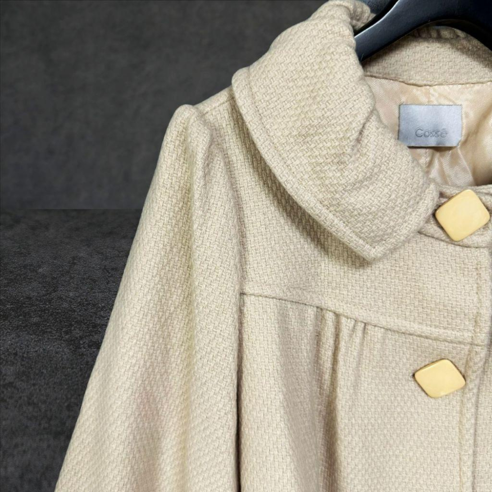 二手 COSSE 卡其 九成新 100%羊毛呢厚實七分袖保暖 外套 大衣 VA1012﹝凡賽蘇﹞-細節圖2