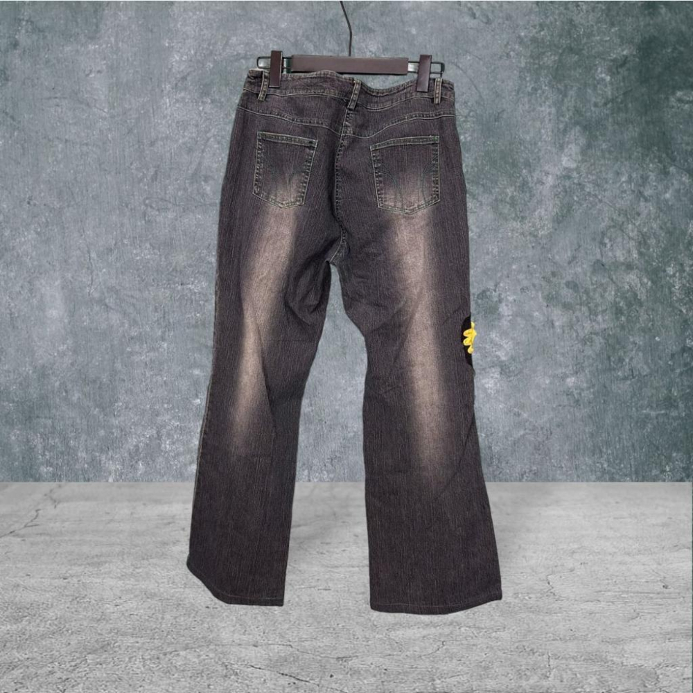 二手 FRADA 黑 大碼可 立體雪紡花珠鍊刺繡字彈性喇叭XL 牛仔 長褲 VA825﹝凡賽蘇﹞-細節圖3