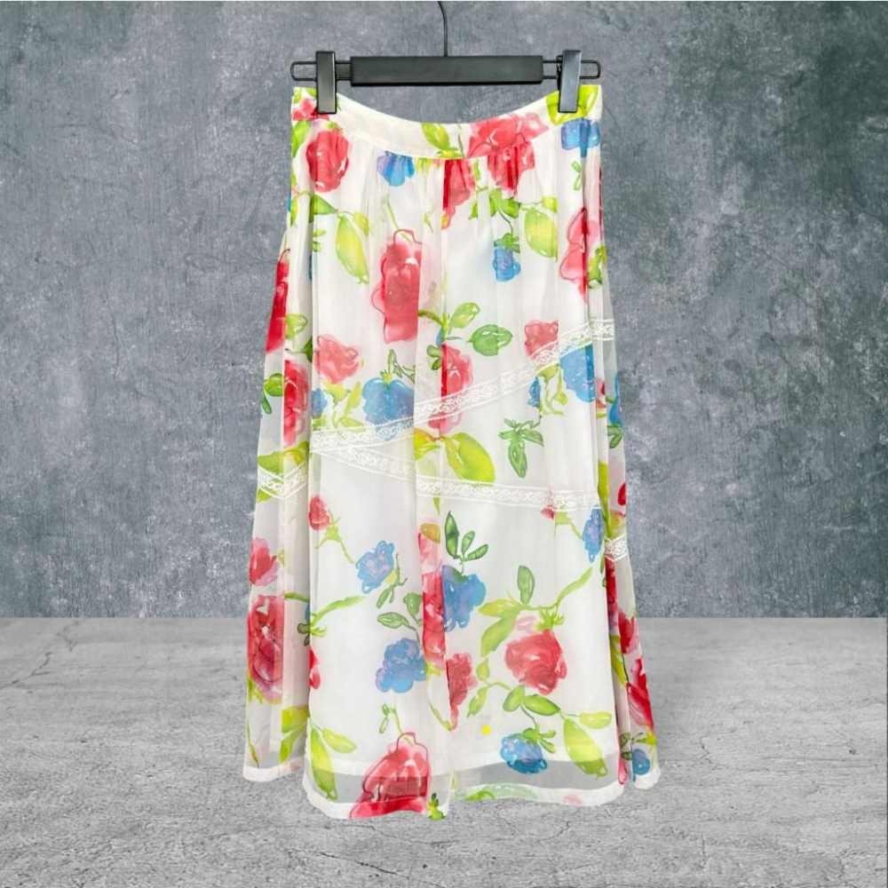 二手 MYSHEROS蜜雪兒 白紅 細緻網紗印花玫瑰A字仙女裙 長裙 VA723﹝凡賽蘇﹞-細節圖3