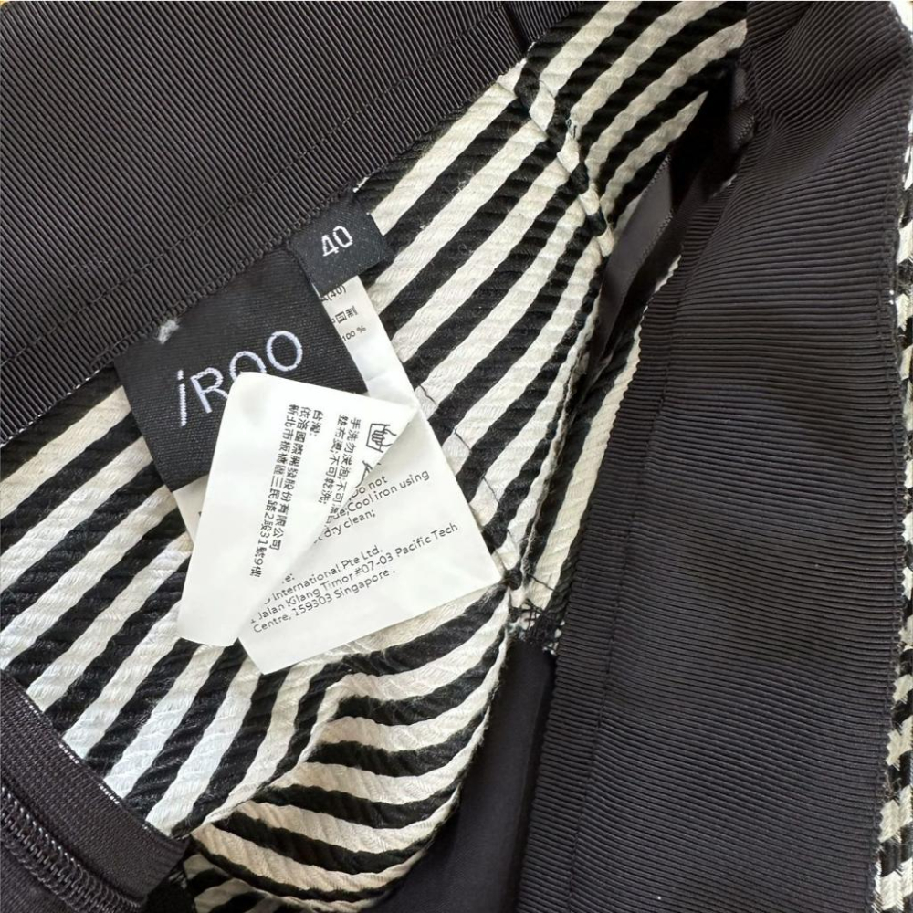 二手 IROO 黑白 棉麻織紋千鳥格壓褶造型40號 短褲 VA719﹝凡賽蘇﹞-細節圖4
