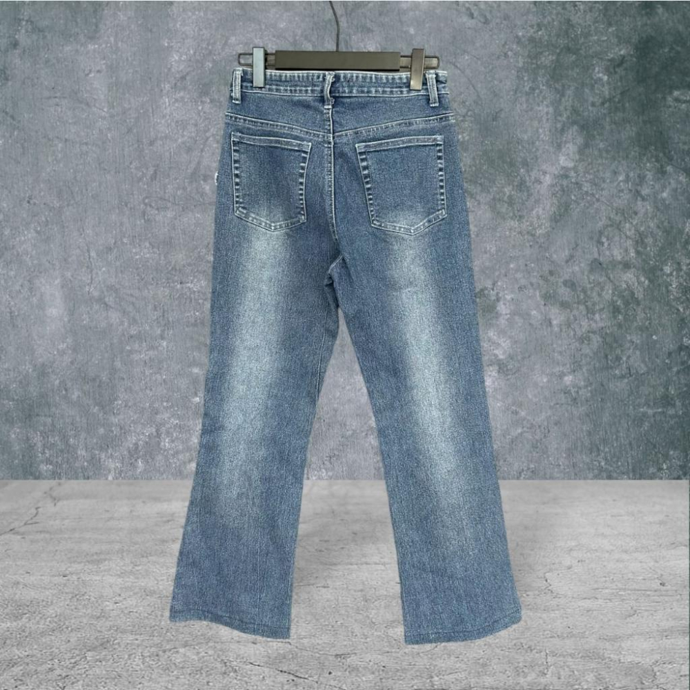 二手 ELEWIN 藍 復古刷色蕾絲牛仔花金粉彈性小喇叭11號 牛仔 長褲 VA719 ﹝凡賽蘇﹞-細節圖3