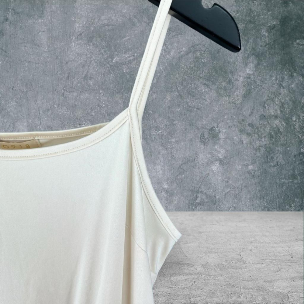 二手 0918 米粉 彈性細肩帶拼接格紋雪紡玫瑰蓬裙假兩件 無袖 洋裝 VA615 ﹝凡賽蘇﹞-細節圖2