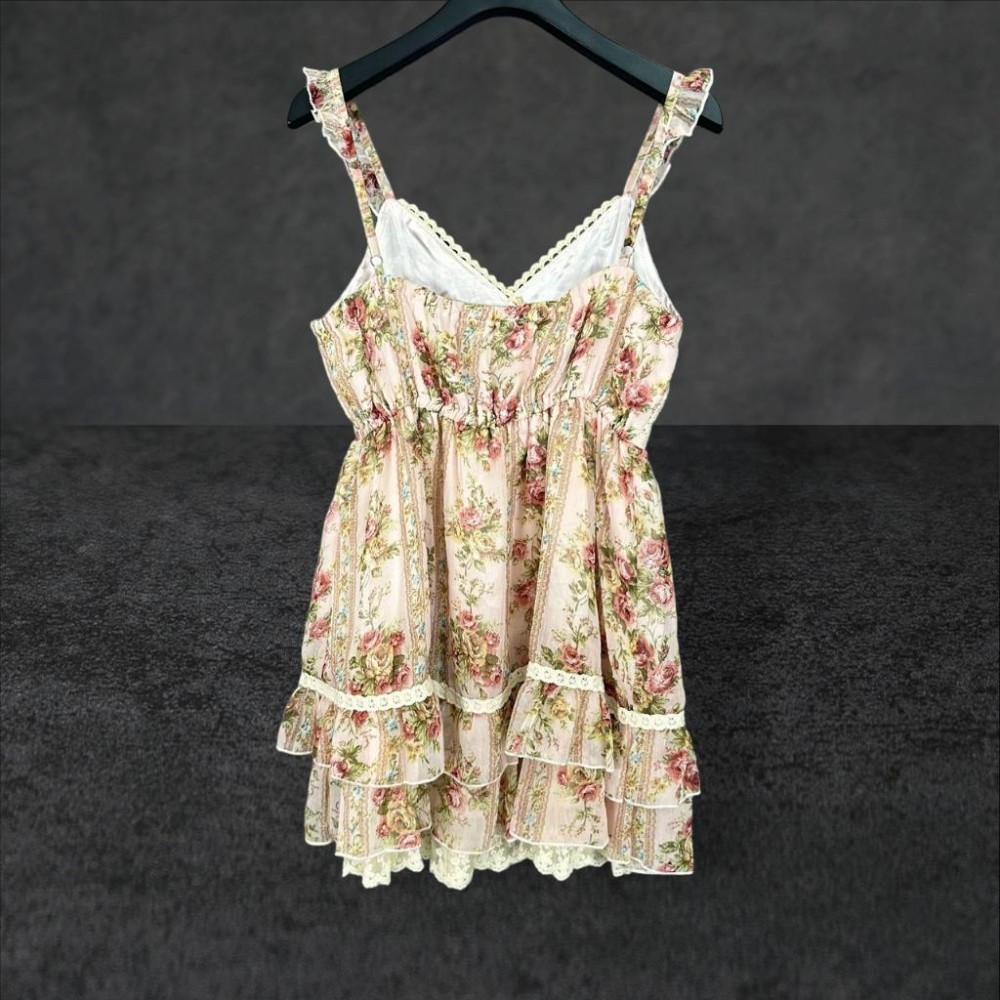 二手 LISA 粉紅 雪紡碎花玫瑰細肩帶蓬裙蘿莉塔 無袖 洋裝 VA703﹝凡賽蘇﹞-細節圖4