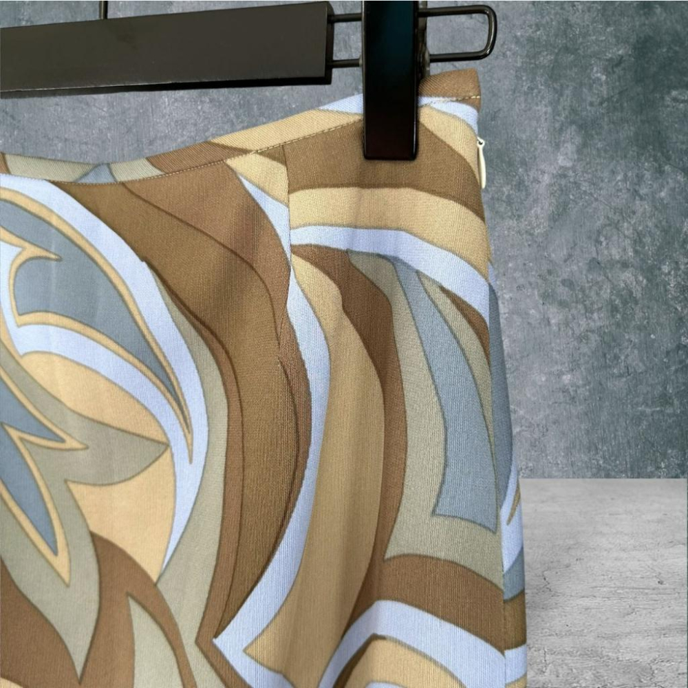 二手 NATURAL BEAUTY 日本製 咖啡藍 佩利斯花紋彈性棉過膝窄裙 長裙 VA520 ﹝凡賽蘇﹞-細節圖2