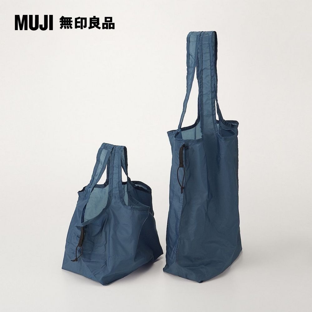 【預購】日本 MUJI 無印良品 尼龍廣口購物袋 / 尼龍肩背購物袋（墨灰/深藍）-細節圖2