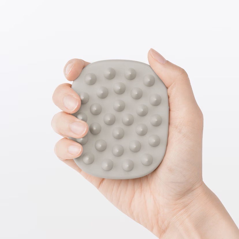【預購】日本 MUJI 無印良品 矽膠頭皮按摩刷 / 矽膠洗髮按摩刷-細節圖3