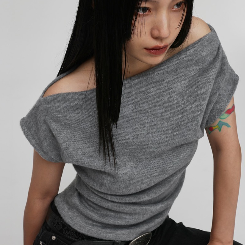 🇰🇷韓國同步上新 black up 針織垂墜短袖T恤 針織上衣-細節圖7