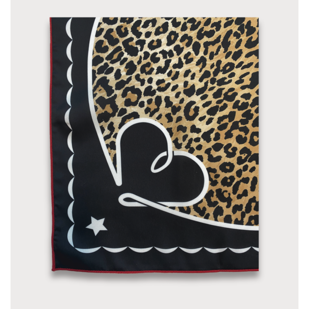 🇰🇷 韓國IVE REI 著用SOIF drink 豹紋蝴蝶結絲巾-細節圖7