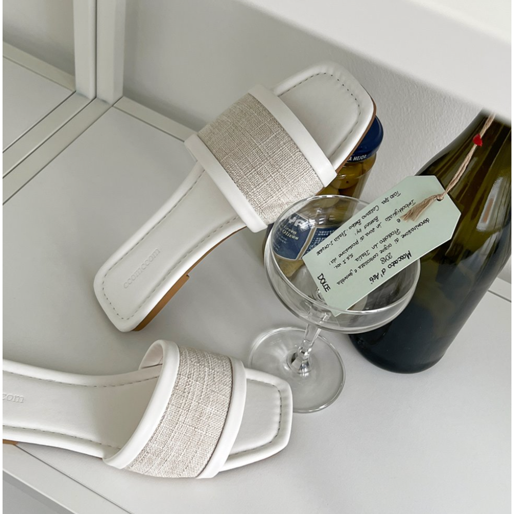 🇰🇷 韓國同步上新 ccomcom 撞色皮革 平底涼拖鞋-細節圖8