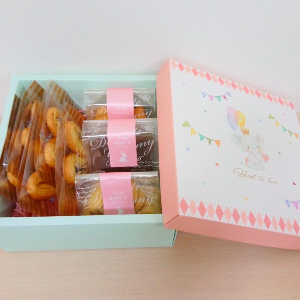 【香貝里Chambery】心心象印禮盒丨彌月丨附提袋丨伴手禮丨彌月小卡丨蝴蝶酥丨手工餅乾-細節圖3
