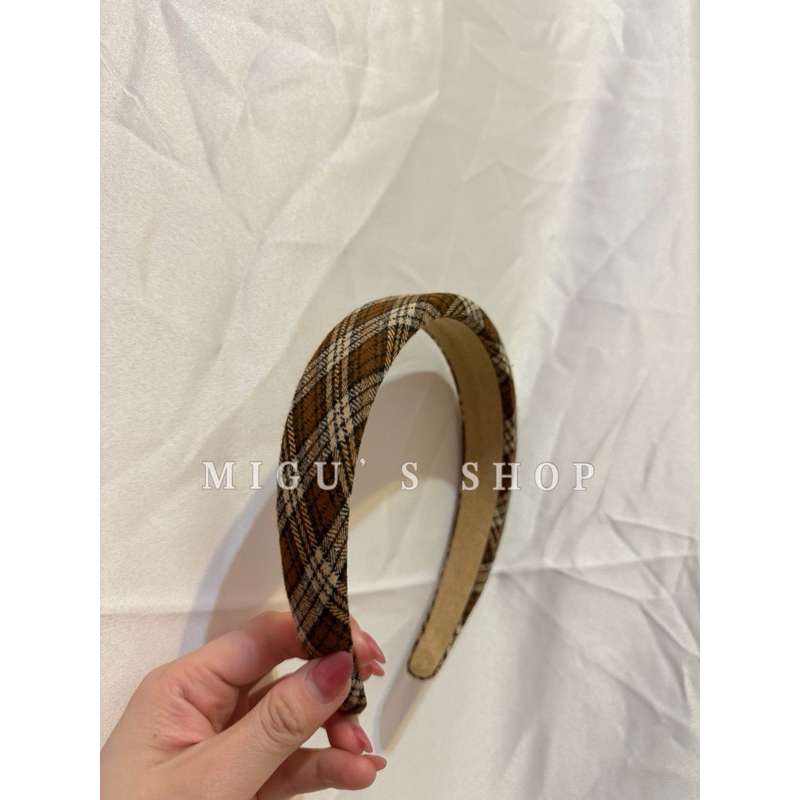 𝐌𝐈𝐆𝐔📷（現+預購） 秋冬海綿髮箍 高顏值髮箍 奶茶色 格紋髮箍 #D03001-細節圖8