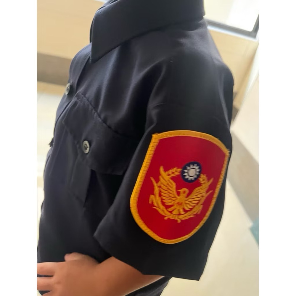 警察裝【出租】兒童 萬聖節服裝 警察 刑警 制服 萬聖節 幼稚園 幼兒園 畢業典禮 男童 活動 服裝 高雄-細節圖2