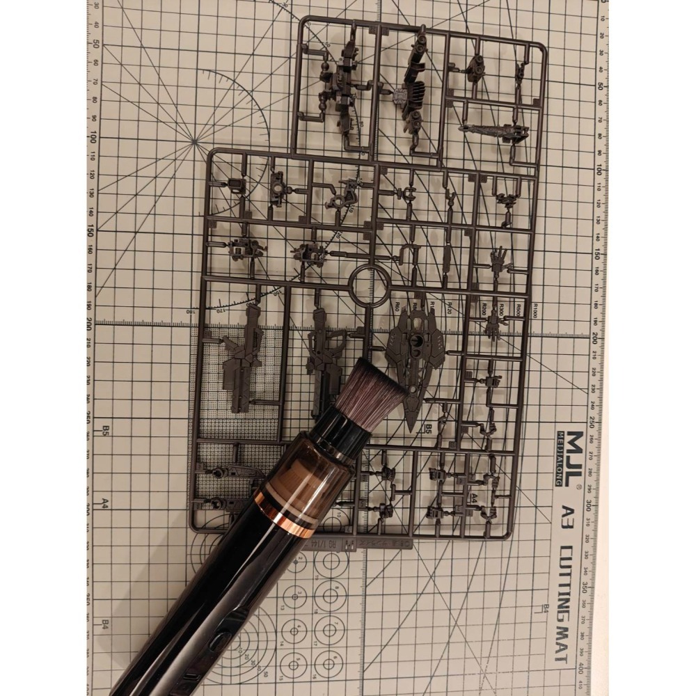 無線type c充電式 桌面型超刷毛刷+扁頭 吸塵器-細節圖3