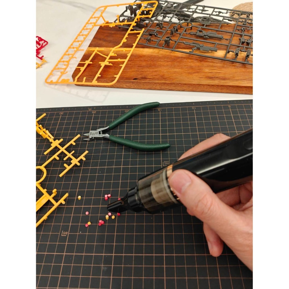 無線type c充電式 桌面型超刷毛刷+扁頭 吸塵器-細節圖5