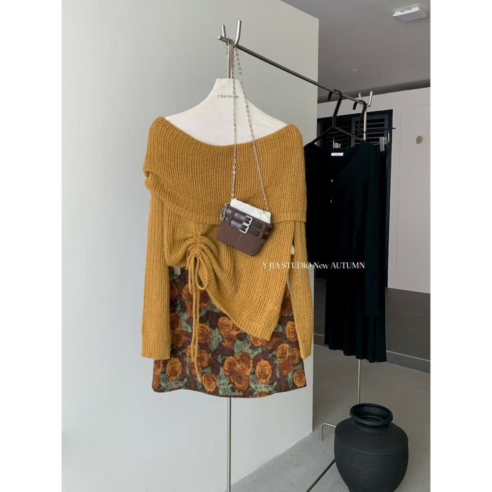 小香風-咖色一字肩針織小衫+裙子套装(波廠)-細節圖3