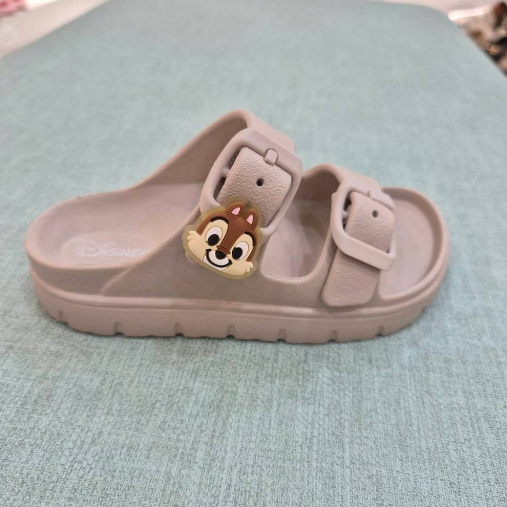 迪士尼 兒童 防水拖鞋 輕量 正版 台灣製 兩條 閃電麥坤 奇奇蒂蒂 小美人魚 長髮公主 大童拖鞋 黑  325063-規格圖8