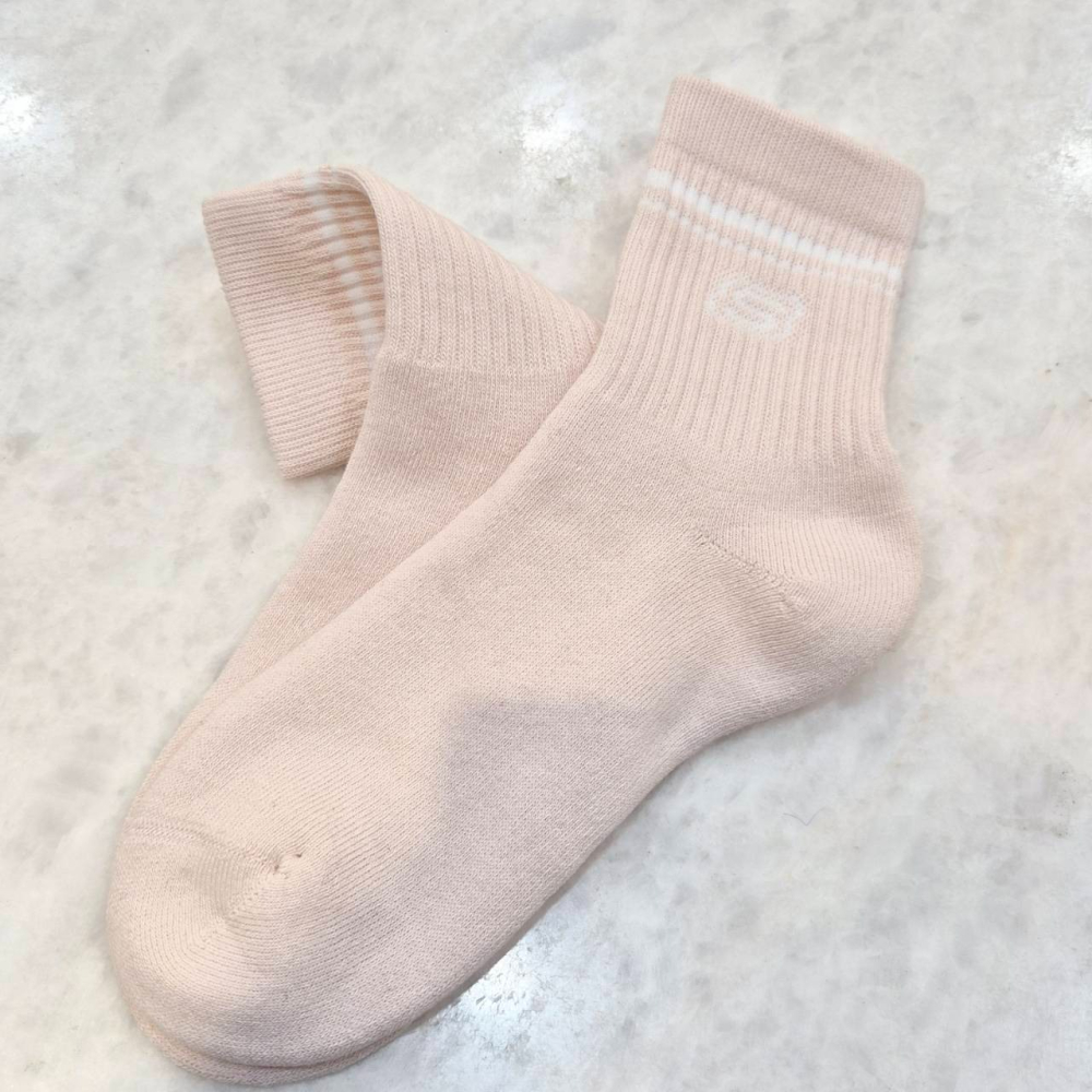 SKECHERS 女中筒襪 運動襪 三雙一組 粉色 奶茶色 白色 長襪 氣墊襪 S601827-細節圖4