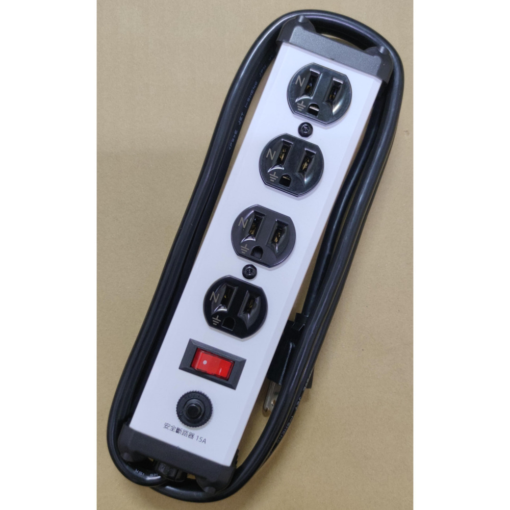 【官方授權經銷商】免運費 送贈品 IA4-SB 最新版 蓋世特 鋁合金電源突波插座 另有3.6M 5M 原廠公司貨-細節圖4