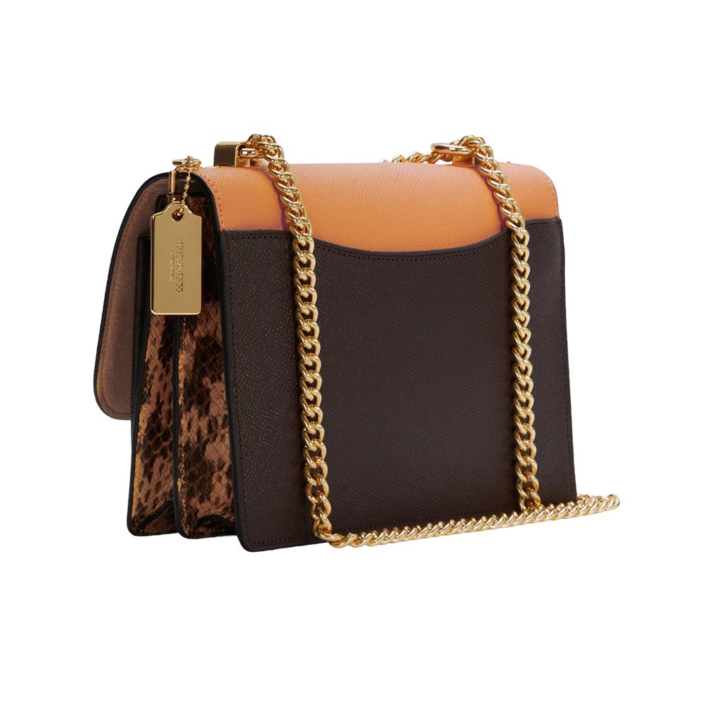 【COACH】防刮皮革翻蓋斜背包-桔咖-細節圖2