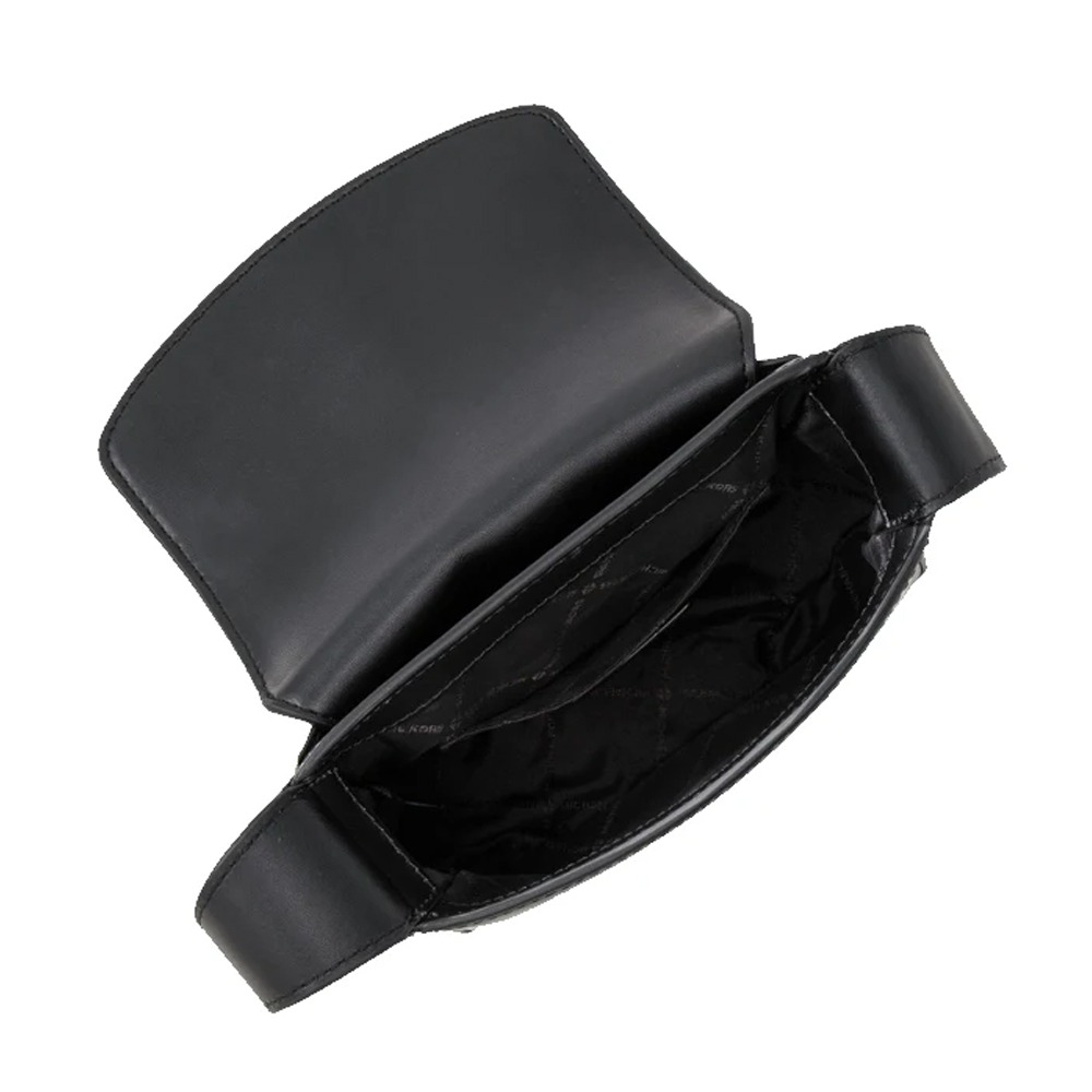 【MICHAEL KORS】鎖頭翻蓋斜背包-黑-細節圖2