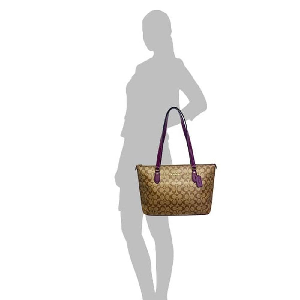 【COACH】經典LOGO滿版托特包-卡其紫色-細節圖5