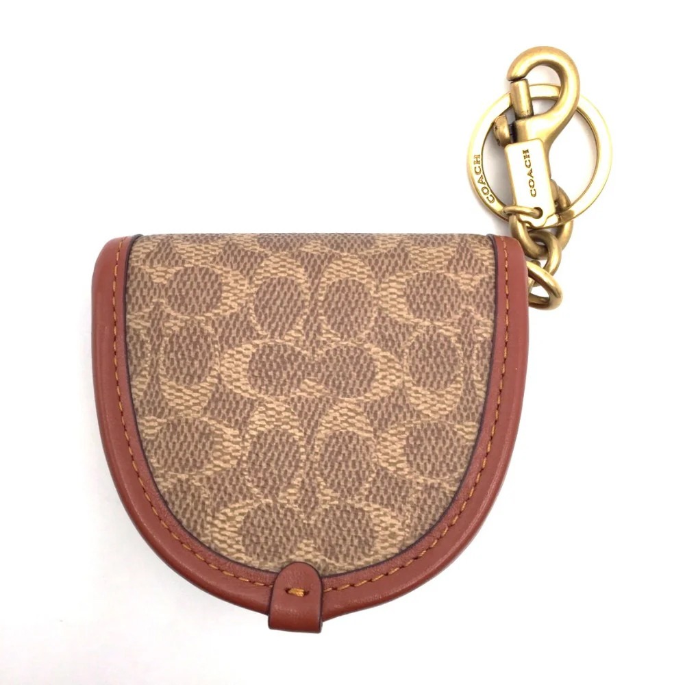 【COACH】滿版LOGO吊飾零錢包-駝-細節圖3