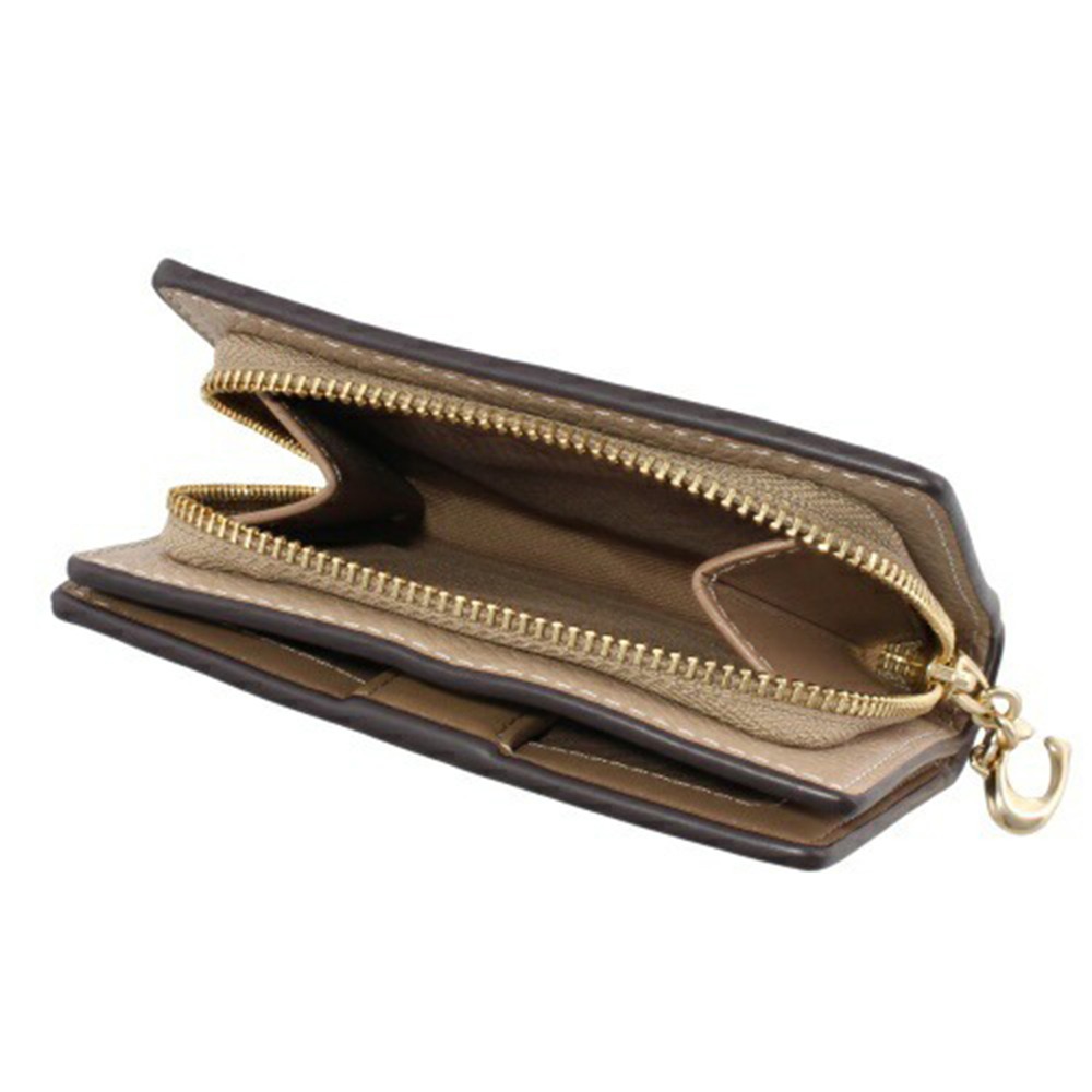 【COACH】鵝卵石皮革二折短夾-奶茶色-細節圖7