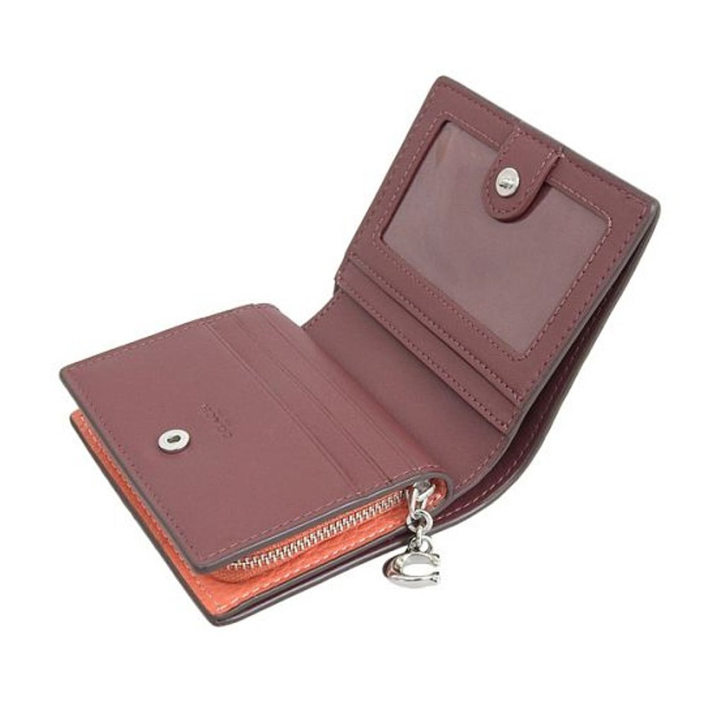 【COACH】鵝卵石皮革二折短夾-桔色-細節圖5