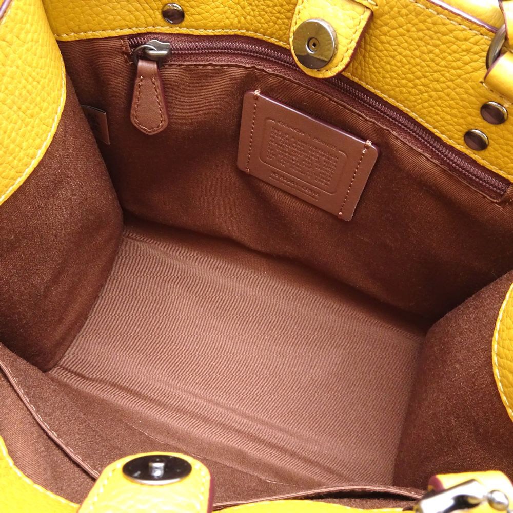 【COACH】史努比聯名款皮革二用包-黃-細節圖4