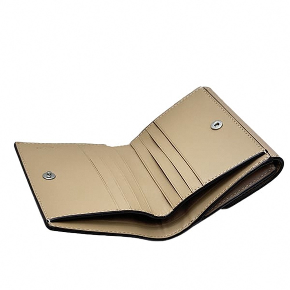 【COACH】馬車LOGO拼接皮革短夾-奶茶-細節圖4