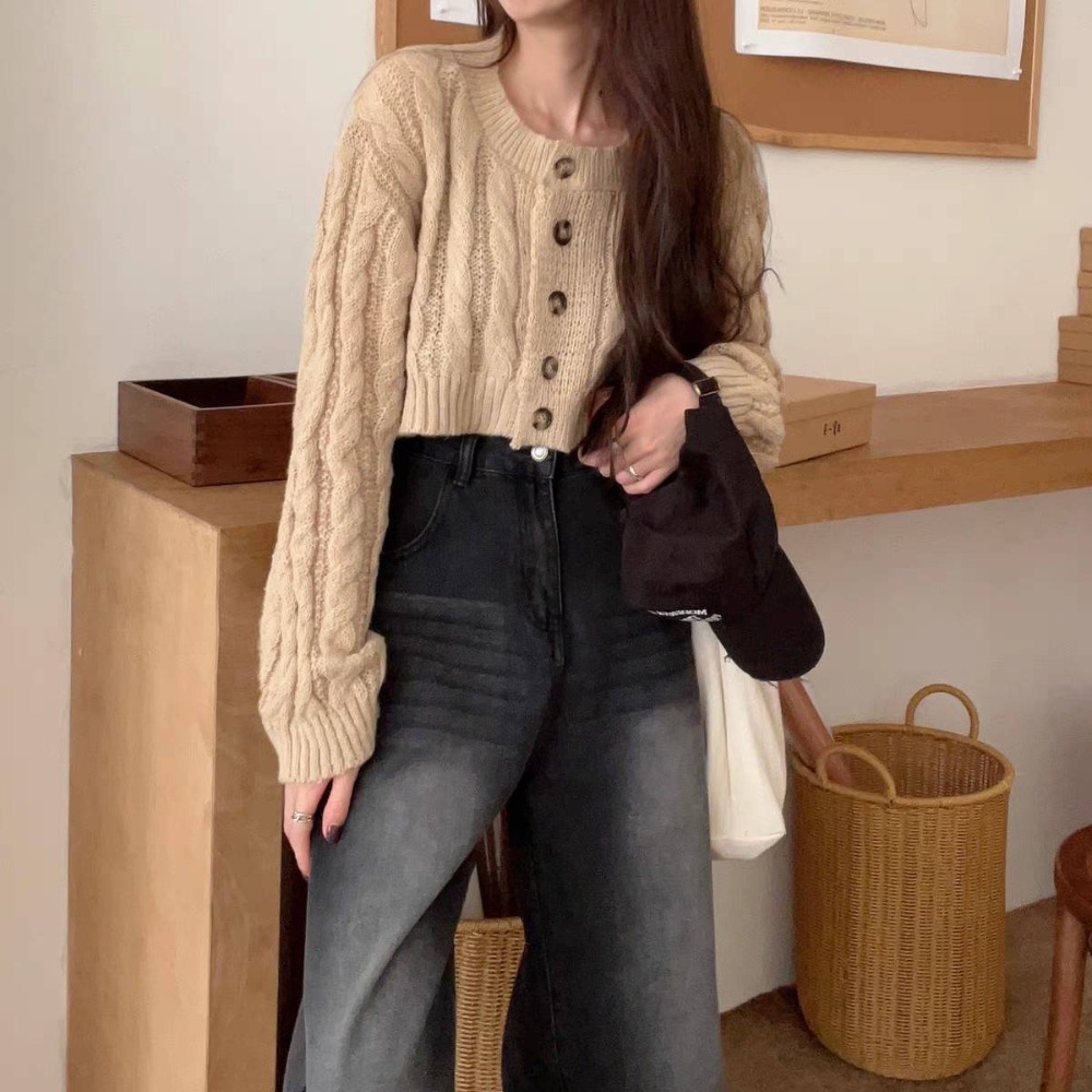 排扣麻花短版針織毛衣-細節圖10