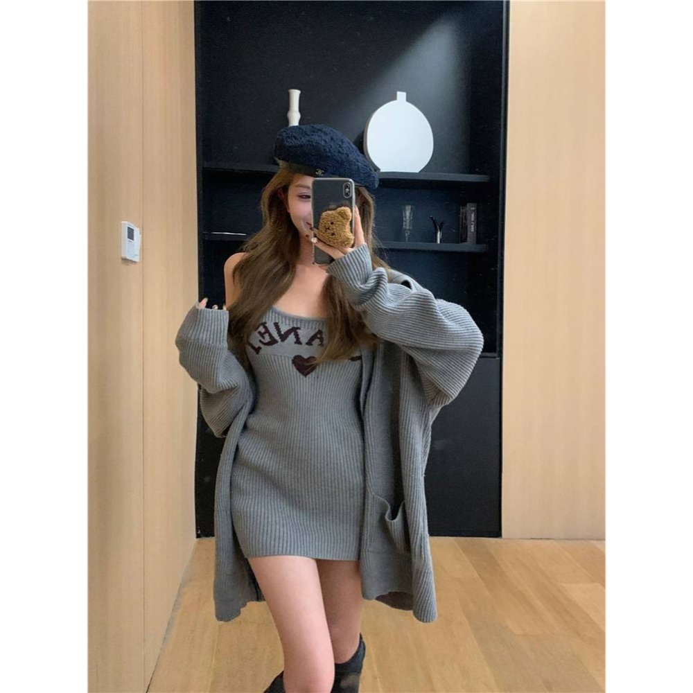 韓系針織翻領外套+ 字母包臀洋裝-細節圖5