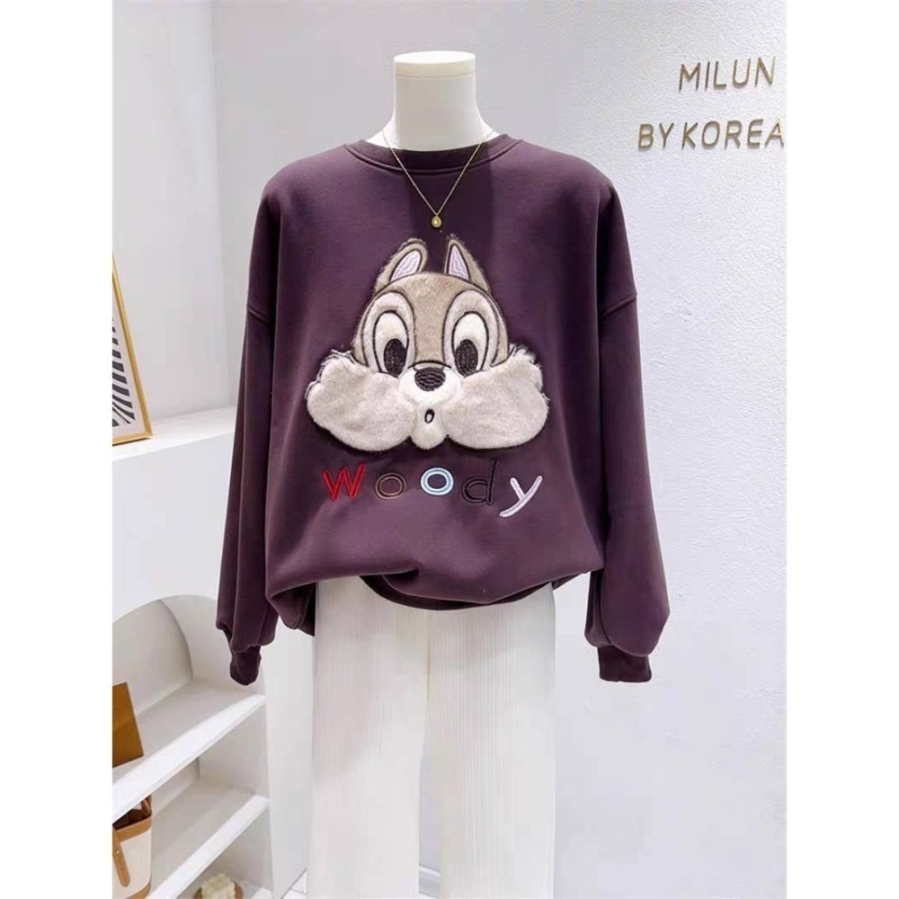 冬季奇奇蒂蒂寬鬆刺繡大學T-細節圖2