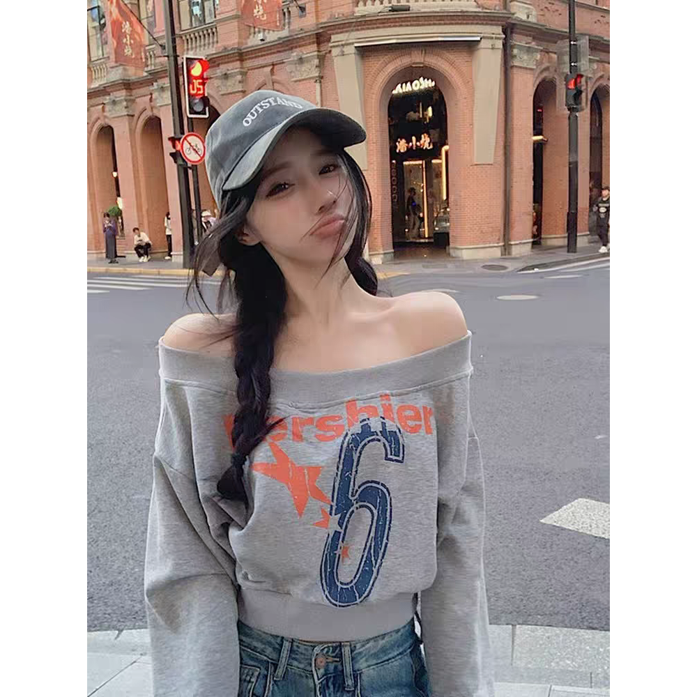 美式街頭字母印花一字領不規則短款長袖上衣-細節圖6